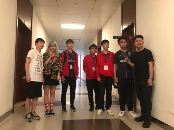 横滨水手在 横滨水手在