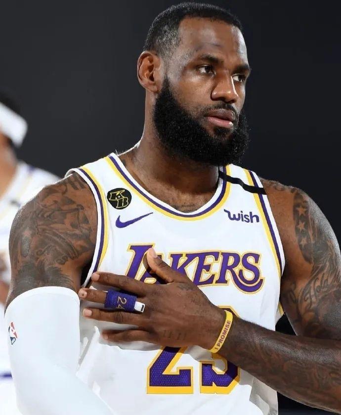 卡马文加 卡马文加